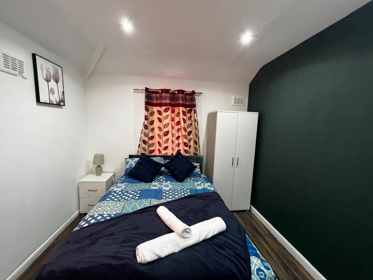Good Priced Single Rooms In Sherperds Bush ลอนดอน ภายนอก รูปภาพ